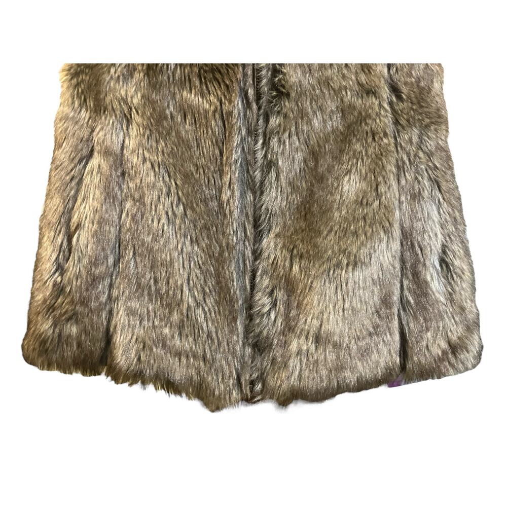 Maurices Women's Brown Full Zip Faux Fur Vest W/ Sweater Knit Backing | Size M - Picture 6 of 11